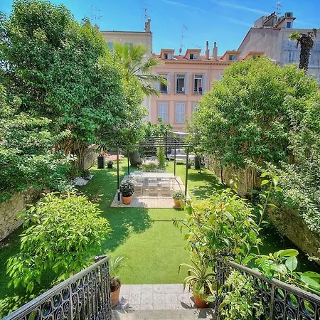 Laurette Mezzanine - 500m From The Lejlighed *